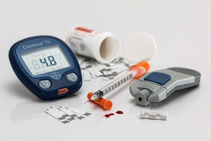 DIABETES: CONTROL Y TRATAMIENTO